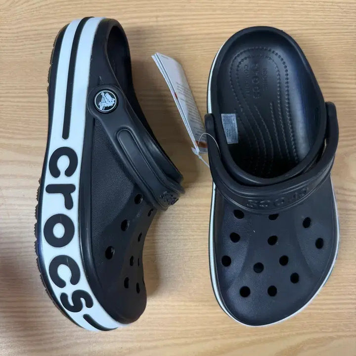 [SOLD OUT] 크록스 바야밴드 블랙 230 새상품