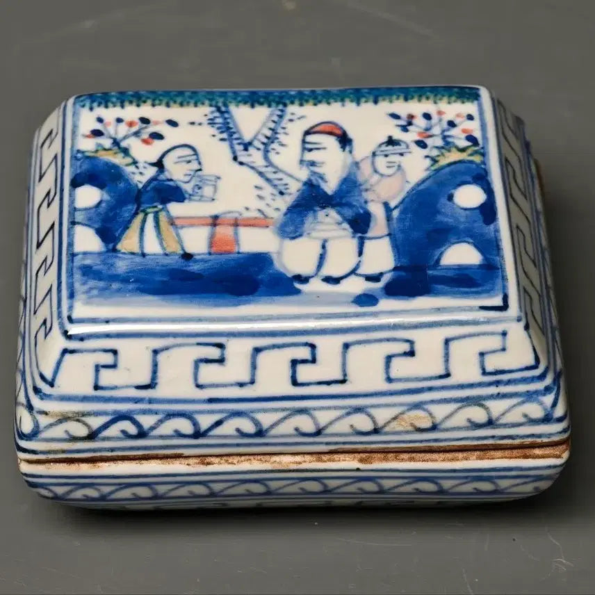 [BUNJANG] Joseon Dynasty Blue and White Porcelain Figure Square Box / 민국 청화백자 인물문 사각함 중국도자기 골동품 고미술품 수집품