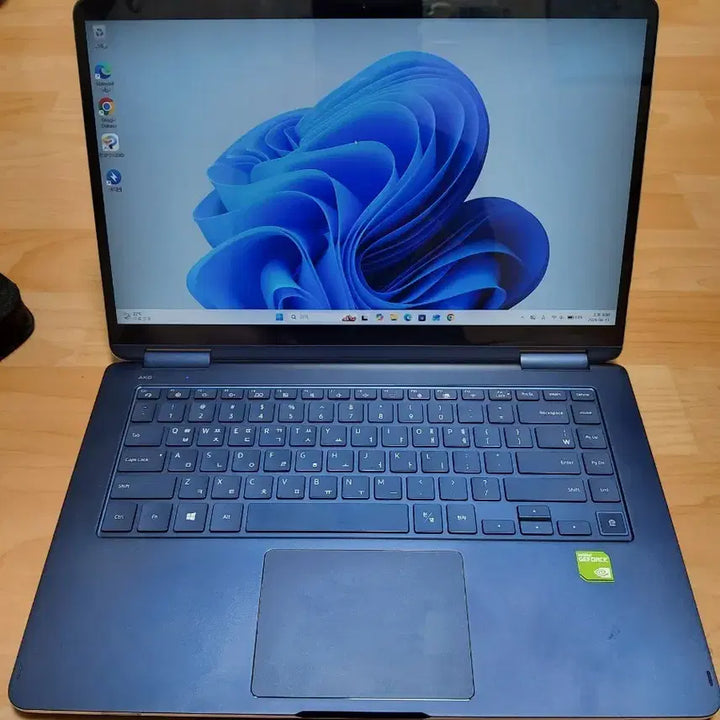 [BUNJANG] Samsung Notebook Pen S 15-inch Laptop / 삼성 노트북 Pen S 15인치 팝니다.