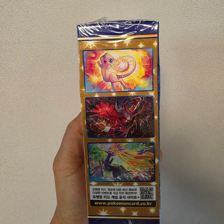 [BUNJANG] Pokemon 25th Anniversary Collection Box / 포켓몬 25주년 애니버서리 박스