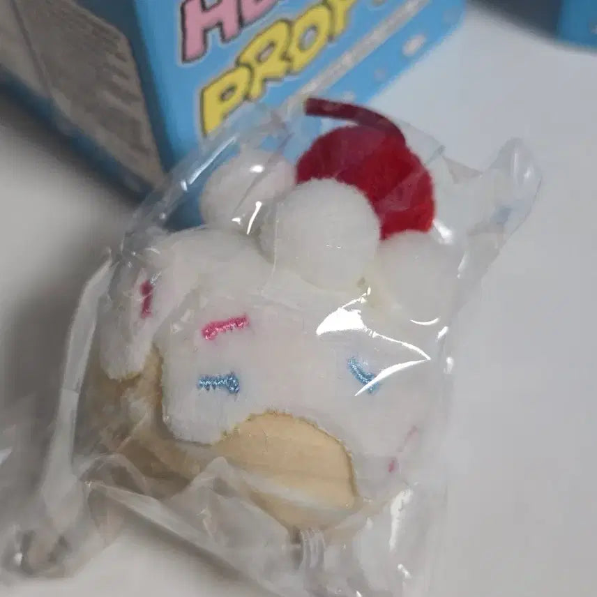 [BUNJANG] Byeon Woo Seok HBD BWS! Set Photocard Unincluded Sealed New Product / 변우석 HBD BWS! SET 포카미포함 미개봉 새상품