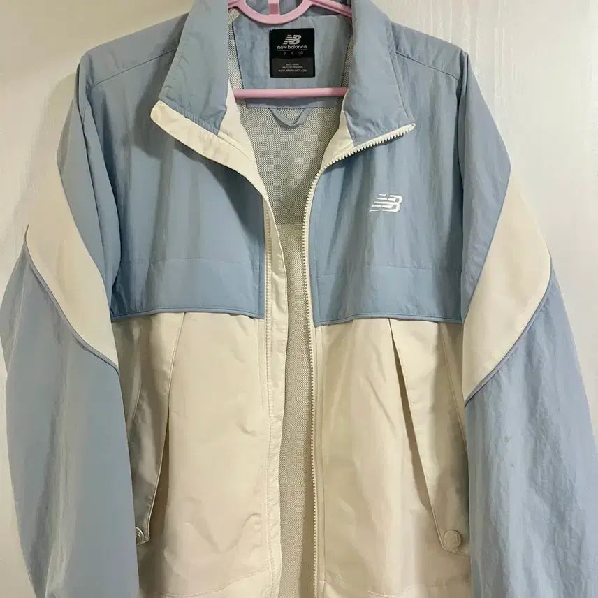 [BUNJANG] New Balance Windbreaker Jacket / 뉴발란스 바람막이 자켓