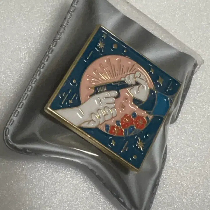 [BUNJANG] The Merciless (Movie) Enamel Pin Set - Sul Kyung-gu, Im Si-wan / 영화 불한당 뱃지 설경구 임시완