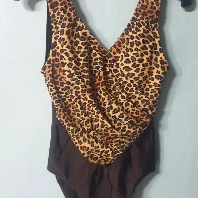 [BUNJANG] Leopard Print Brown One-Piece Swimsuit / 호피무늬 브라운 원피스 수영복