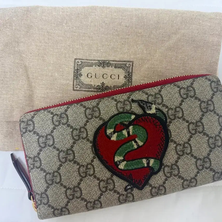 [BUNJANG] Gucci Snake Embroidery Long Wallet / 구찌 스네이크 자수 장지갑