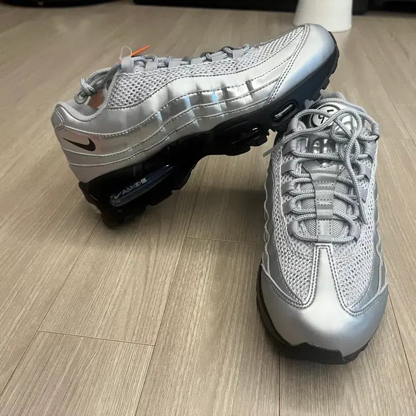 [BUNJANG] Nike Air Max 95 Silver US 9 / 나이키 에어맥스95 실버 270 새제품