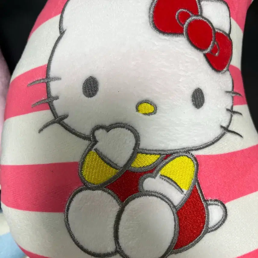[BUNJANG] Hello Kitty "Dal Cushion" Pink Striped Cushion / 키티쿠션 키티 달쿠션