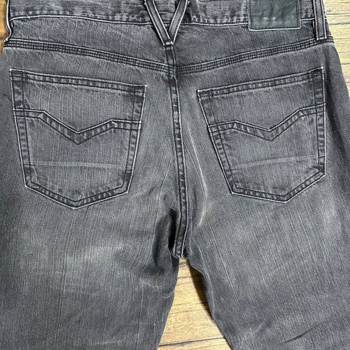 [BUNJANG] Harley-Davidson Big Logo Black Washed Denim Pants / 할리데이비슨(HARLEY-DAVIDSON) 빅로고 블랙 워시드 데님 팬츠