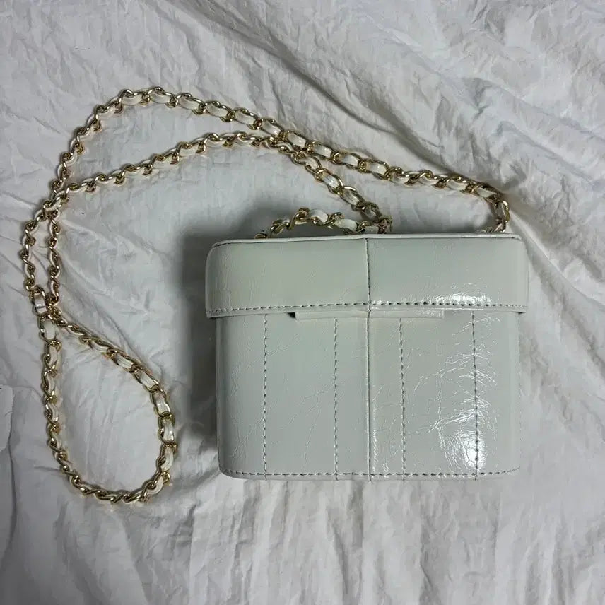 [BUNJANG] Cardinal Red Andy Bag White / 카디널레드 앤디백 화이트(새상품급)