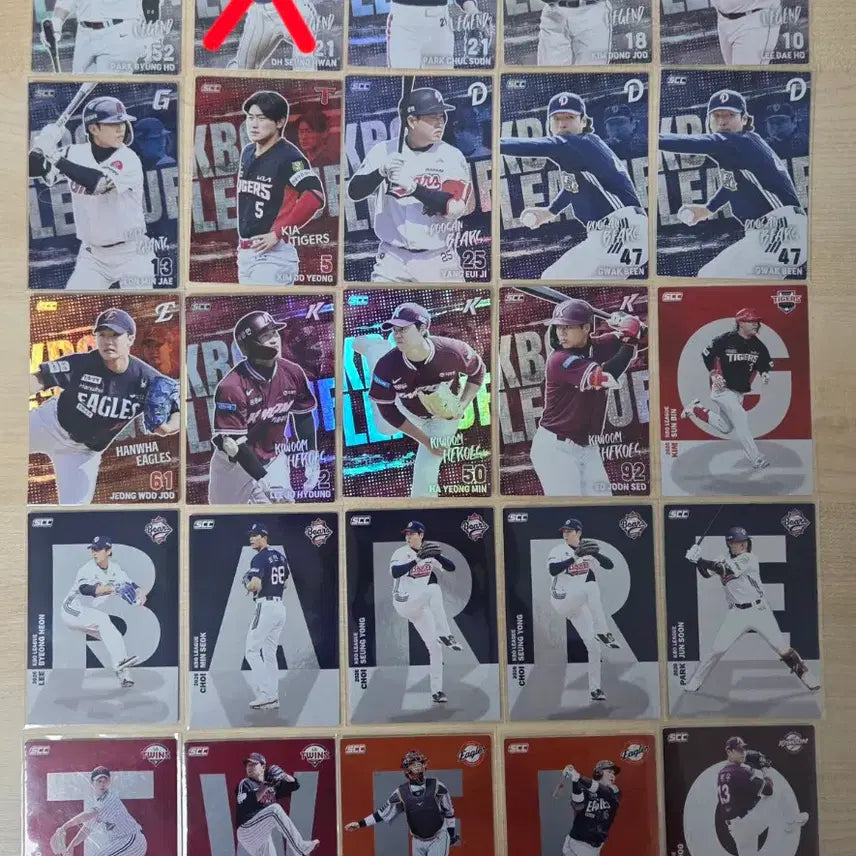 [BUNJANG] KBO Baseball Cards - Holo &amp; Alphabet Variants / KBO카드 판매(홀로,알파벳)