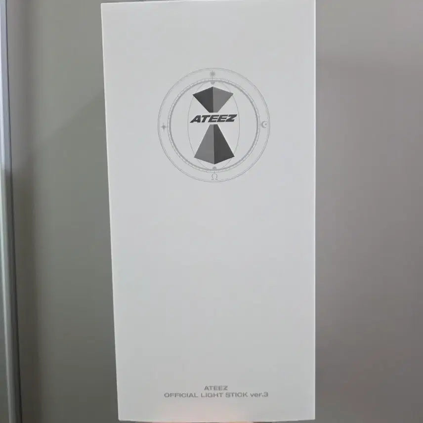 [BUNJANG] ATEEZ Lightiny Ver.3 Photocard Set Sealed / ATEEZ 에이티즈 응원봉 라이티니 ver3 라3티니 미개봉 풀셋