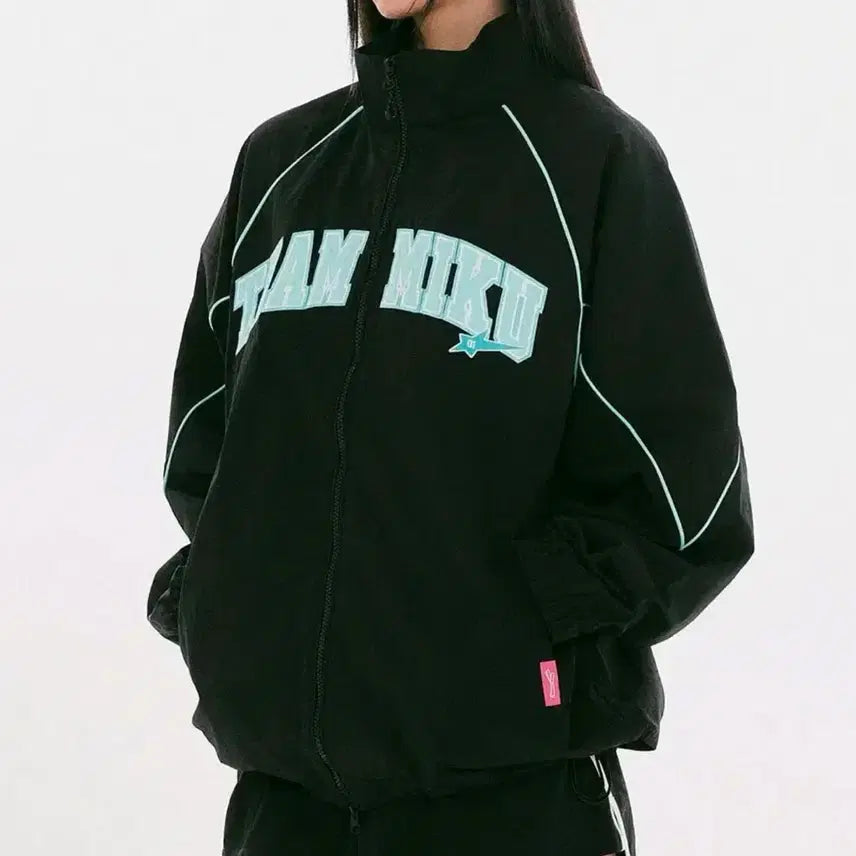 [BUNJANG] SPAO Hatsune Miku Windbreaker Jacket L / 스파오 미쿠 바람막이 윈드브레이커 L