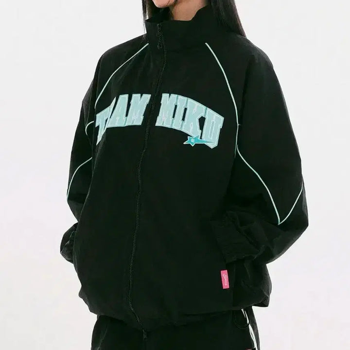 [BUNJANG] SPAO Hatsune Miku Windbreaker Jacket L / 스파오 미쿠 바람막이 윈드브레이커 L