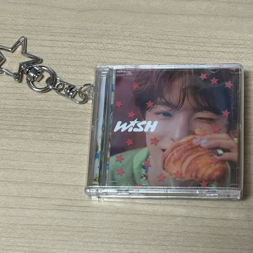 [BUNJANG] NCT WISH Yushi Debut Japan Album NFC Keyring / 급처)엔시티위시 유우시 cd 키링 일본데뷔 앨범 리쿠사쿠야료시온재희
