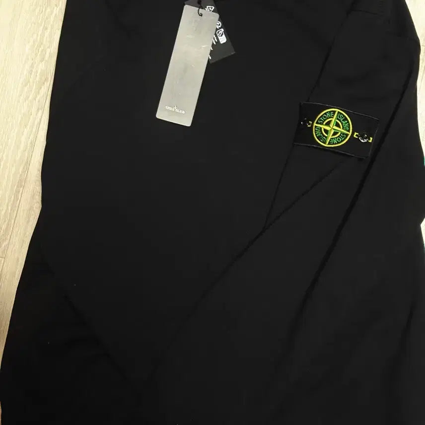 [BUNJANG] Stone Sweatshirt (Size M) / 스톤맨투맨m