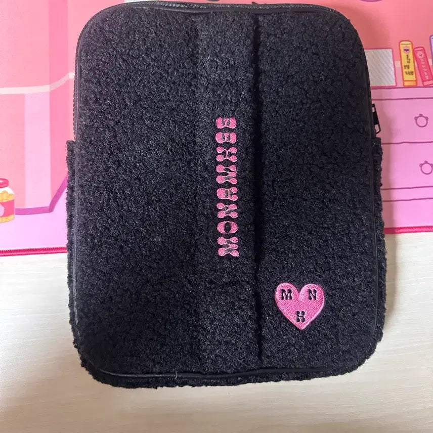 [BUNJANG] Monamhee Tablet Pouch / 모남희 태블릿파우치