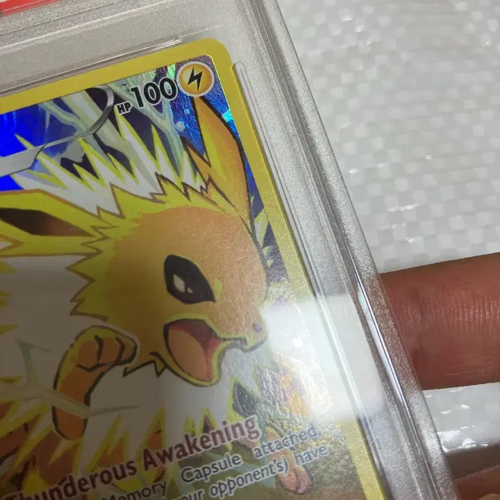 [BUNJANG] Pokemon TCG Jolteon TG04 Brilliant Stars English PSA 10 / 포켓몬카드 쥬피썬더 영판 psa10