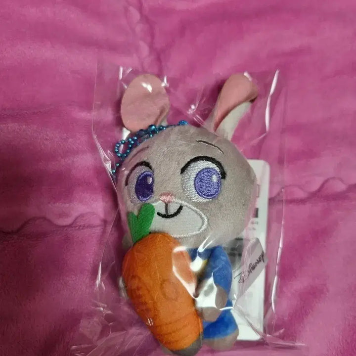 [BUNJANG] Zootopia Judy Hopps Plush Keychain / 주토피아 주디 인형 키링