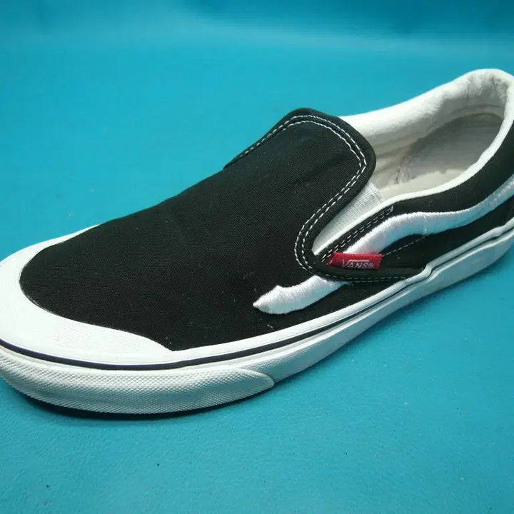 [BUNJANG] Vans Classic Era Slip-On Sneakers / 255/r1-348/반스 클래식 에라 슬립온 138 운동화/구제특별시