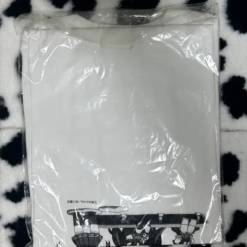 [BUNJANG] Lucky Star Nendoroid Puchi Kagami Set with Official T-Shirt (Sealed) / (미개봉) 러키스타 넨도 푸치 카가미 / 러키스타 공식 티셔츠