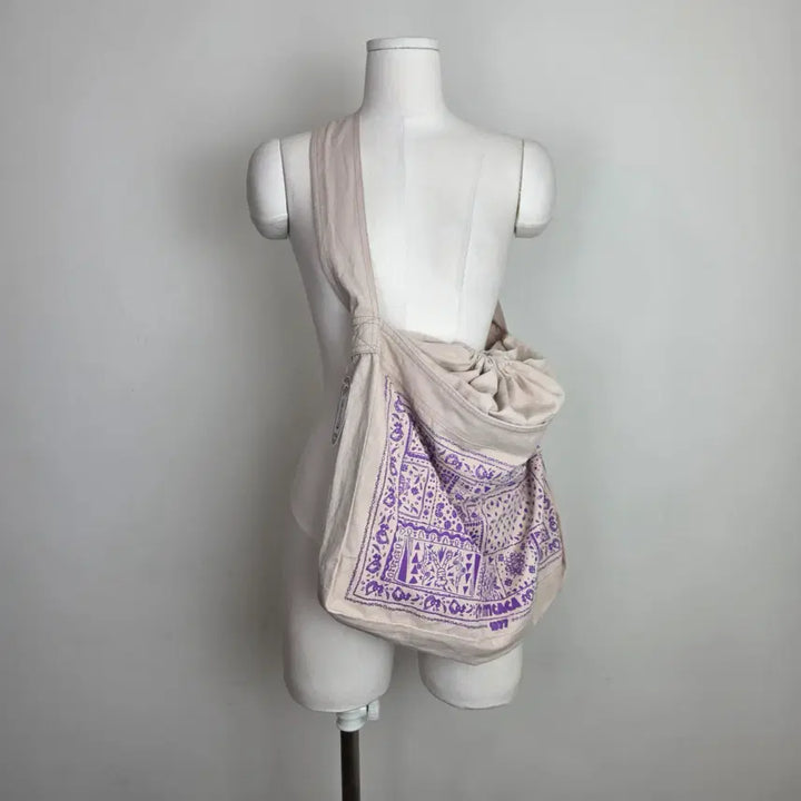[BUNJANG] TITICACA Bandana Pattern Drawstring Shoulder Cross Eco Bag / TITICACA 반다나 패턴 드로스트링 숄더 크로스 에코백