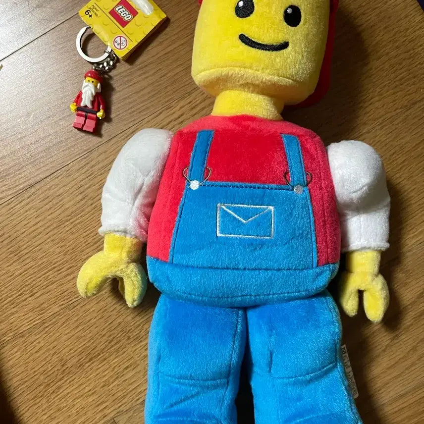 [BUNJANG] LEGO Genuine Plush Toy &amp; Santa Keychain Set / 레고코리아 정품 인형, 레고 산타키링 택부착 일괄판매