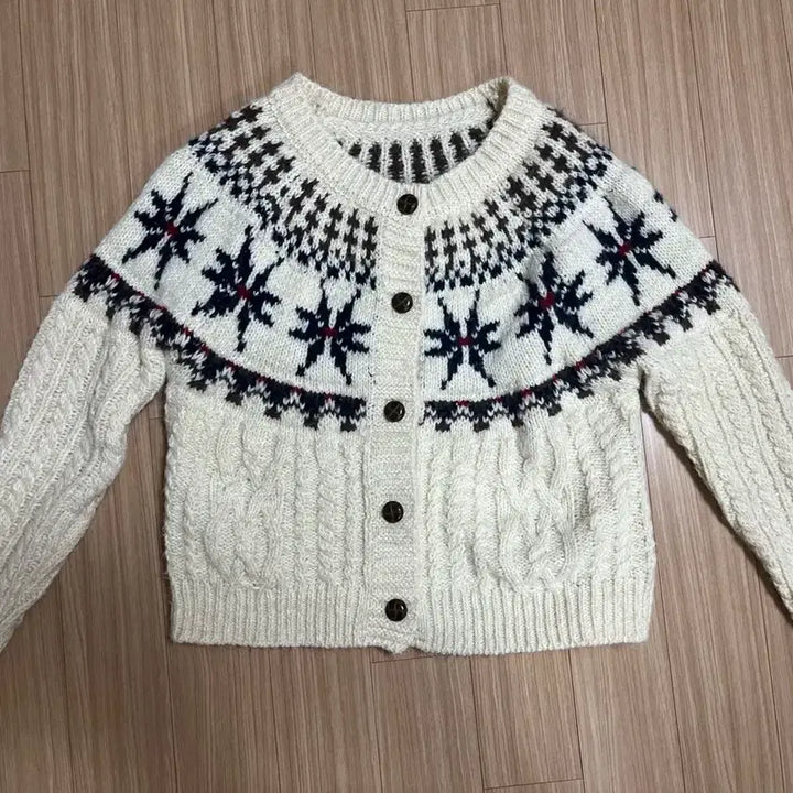 [BUNJANG] Ivory Knit Cardigan / 아이보리 니트 가디건