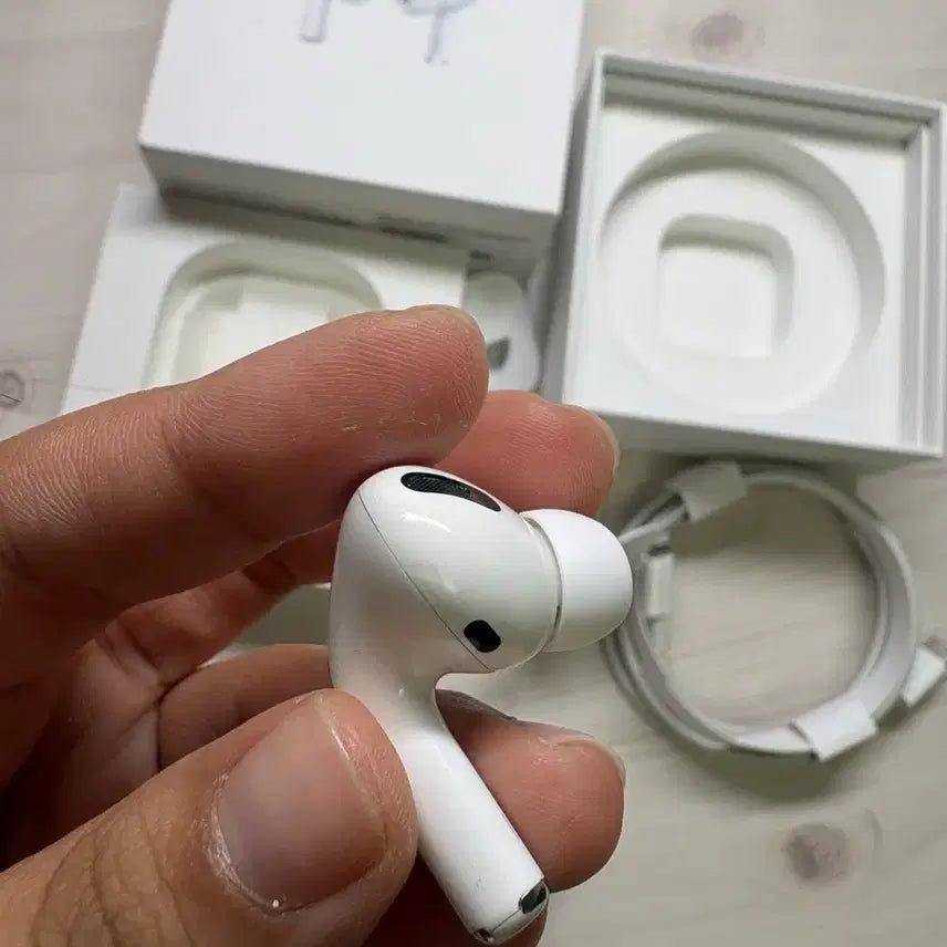 [BUNJANG] Apple AirPods Pro 1st Gen Full Box / 애플 에어팟 프로 1세대 풀박스
