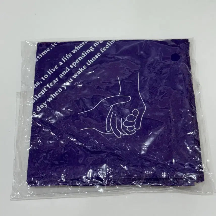 [BUNJANG] The Great Bear Musical Roll-Off Handkerchief / 뮤지컬 베어더뮤지컬 롤옵 손수건