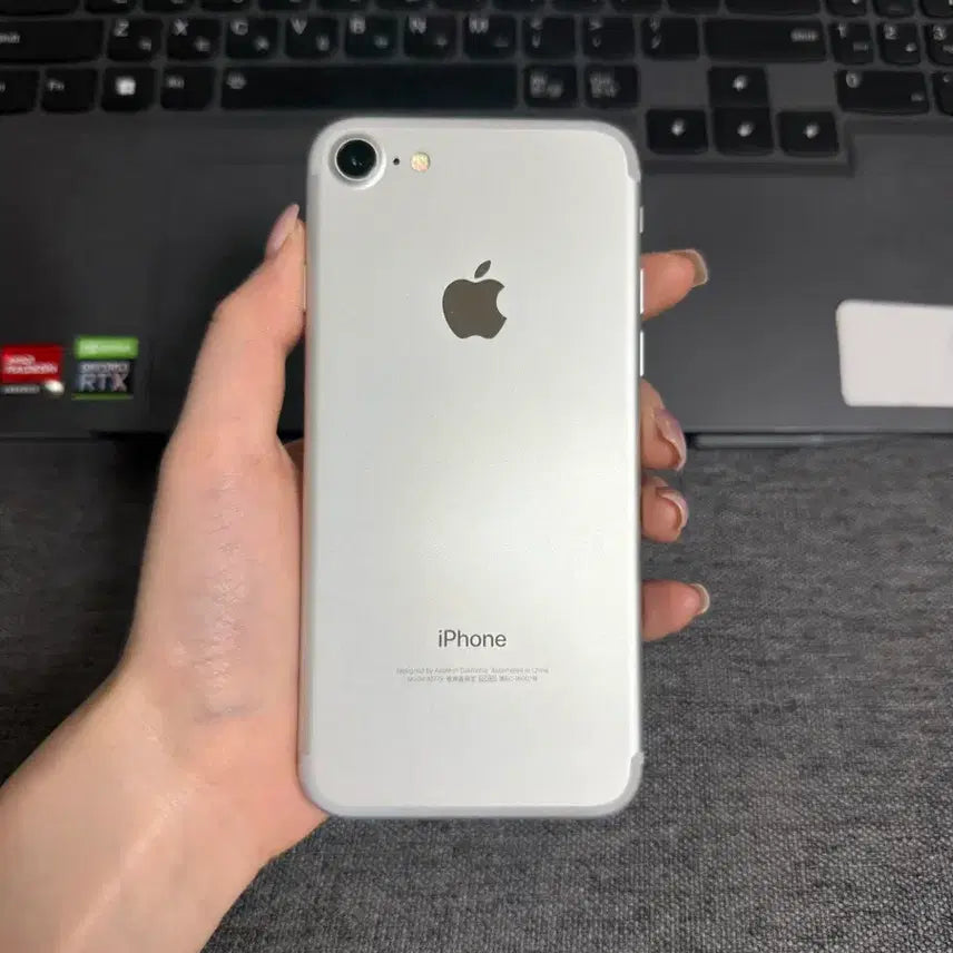 [BUNJANG] Apple iPhone 7 32GB Unlocked / G24 s급 아이폰7 32기가 무음
