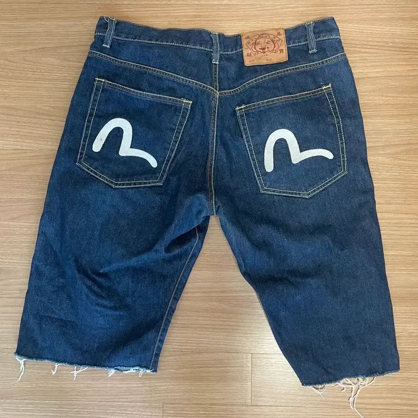[BUNJANG] EVISU Bermuda Denim Shorts Size 32 / 에비수 데님 버뮤다 팬츠 32