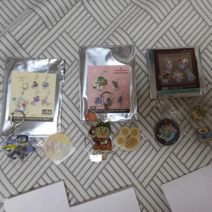 [BUNJANG] Monster Hunter Ailou Garuk Acrylic Stand Ichiban Kuji D Award Keyring / 몬스터헌터 아이루 가루크 아크릴 스탠드 이치방쿠지 D상키링