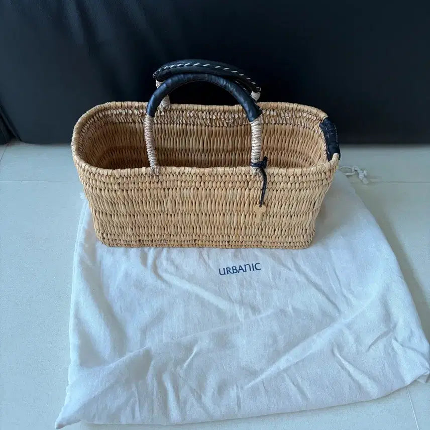 [BUNJANG] URBANIC30 Basket Bag / 얼바닉30 바스켓백