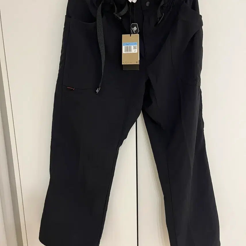 [BUNJANG] Nike ACG Dolomiti Pants Black Summit White / 나이키 ACG 돌로미티 팬츠 블랙 서밋 화이트 - 아시아