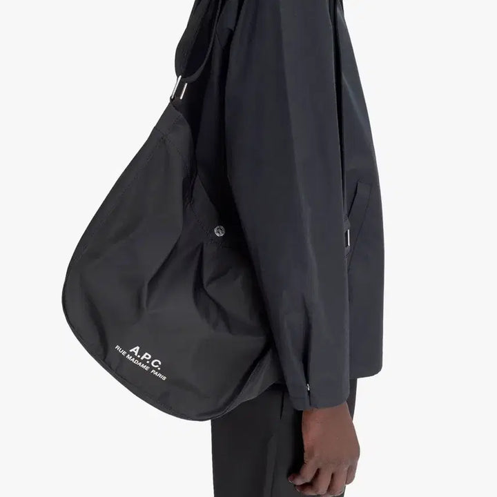 [BUNJANG] APC A.P.C. Journal Shoulder Bag Black Unisex / (새상품)APC 아페쎄 정품 남녀공용 저널 숄더백 블랙