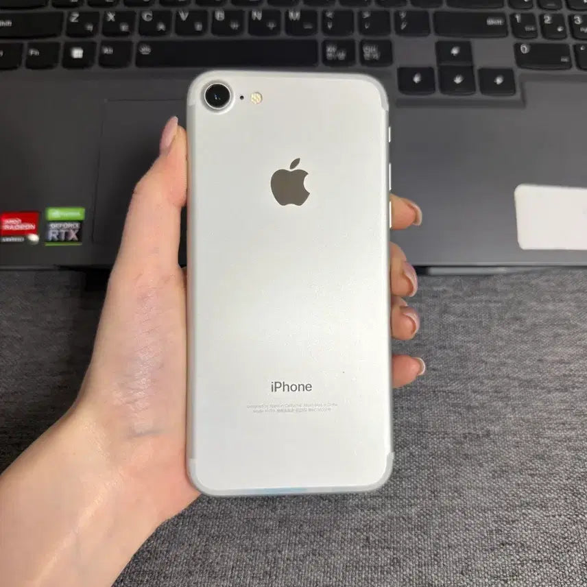 [BUNJANG] Apple iPhone 7 32GB Unlocked / G27 s급 아이폰7 32기가 무음