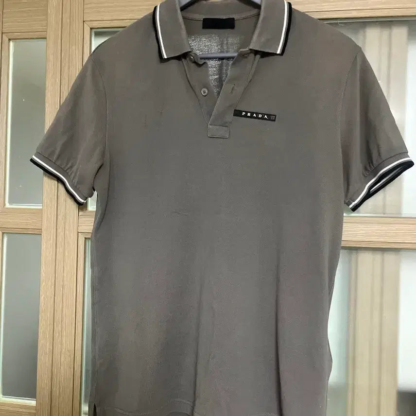 [BUNJANG] Prada Short Sleeve Polo Shirt / 프라다 반팔 카라티 폴로셔츠 폴로티셔츠
