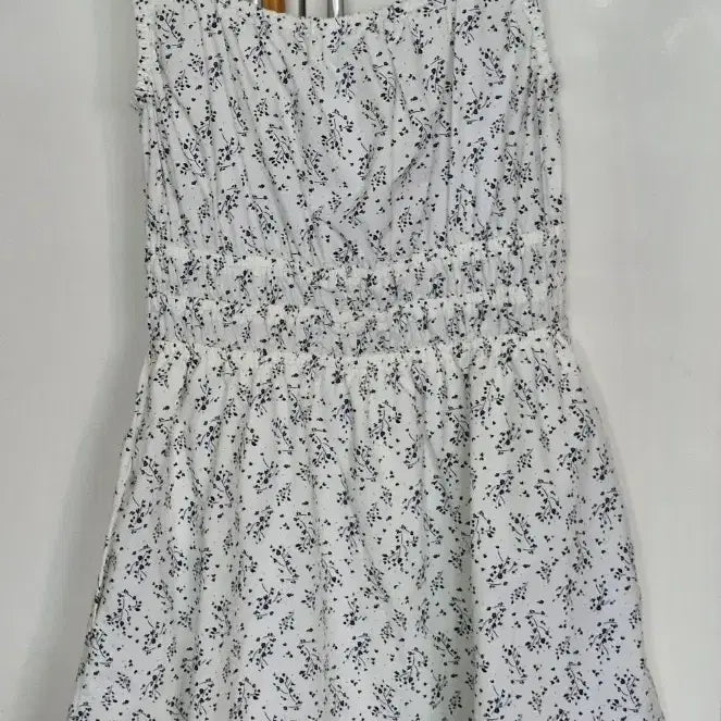 [BUNJANG] Uniqlo Flower Pattern Dress / 유니클로 플라워 패턴 원피스