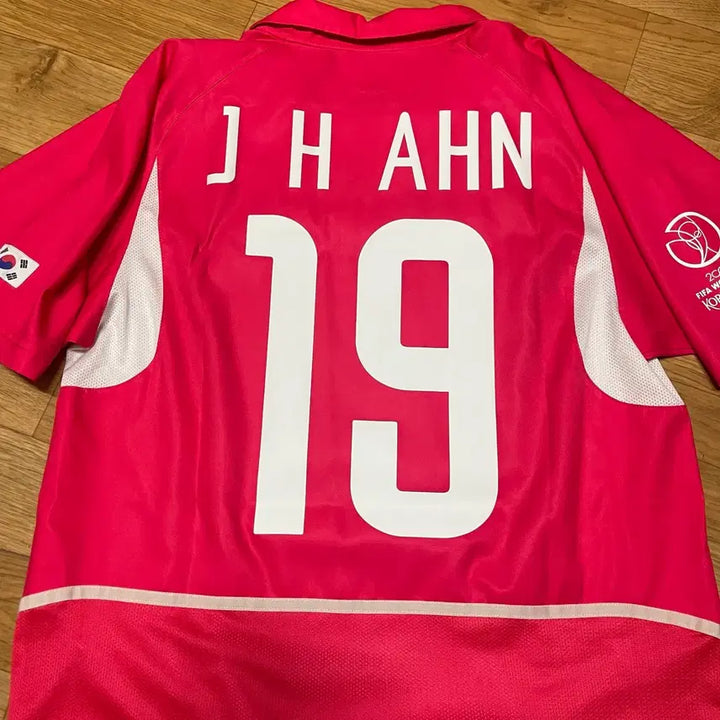 [BUNJANG] Ahn Jung-hwan 2002 World Cup South Korea National Football Team Jersey (Size L) / 2002월드컵 국가대표 축구대표팀 안정환 국대 유니폼 일반형L (100)