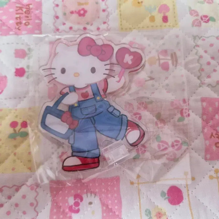[BUNJANG] Hello Kitty Acrylic Stand Bundle Set (2 Types) / 헬로키티 아크릴 스탠드 2종 일괄