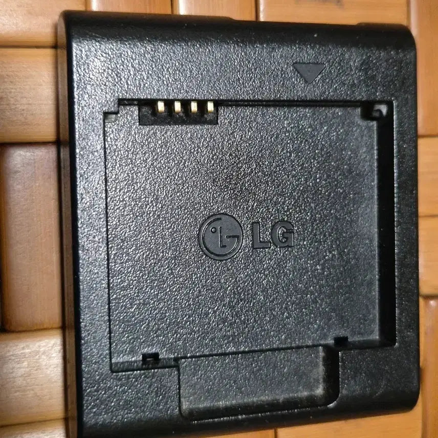 [BUNJANG] LG Genuine Charging Cradle / 충전 거치대