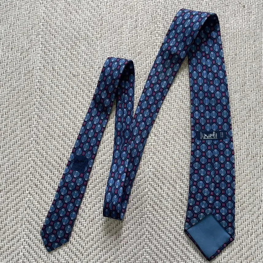 [BUNJANG] Hermes Silk Necktie / hermes 에르메스 실크 넥타이