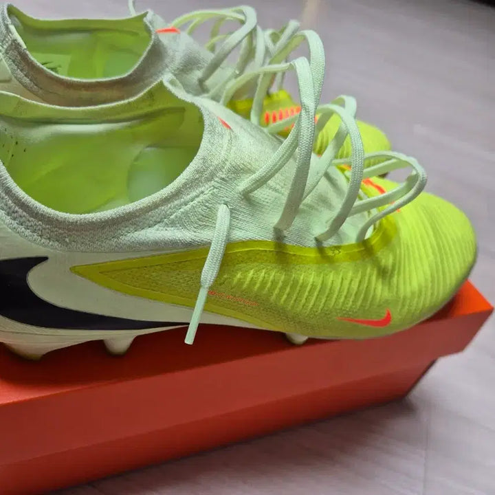 [BUNJANG] Nike Phantom Pro Soccer Cleats / 나이키 팬텀 프로 축구화