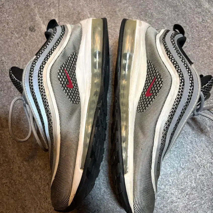 [BUNJANG] Nike Air Max 97 Silver/Black 255mm / 나이키 에어맥스97 실버 검흰 255