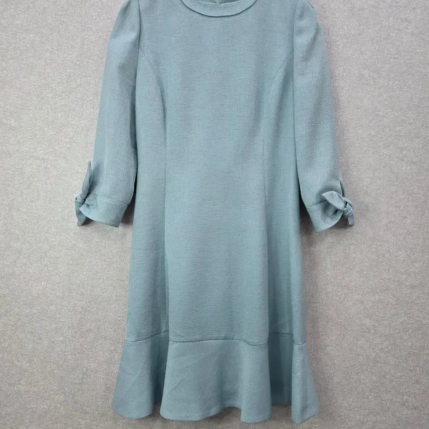 [BUNJANG] LINE Ribbon Sleeve Dress / LINE 리본 소매 원피스