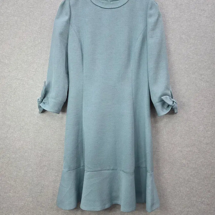 [BUNJANG] LINE Ribbon Sleeve Dress / LINE 리본 소매 원피스
