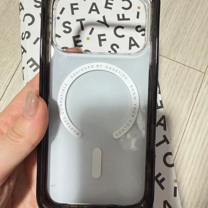 [BUNJANG] CASETiFY iPhone 17 Pro MagSafe Compact Case / 케이스티파이 아이폰17프로 맥세이프 컴팩트 케이스 판매합니다