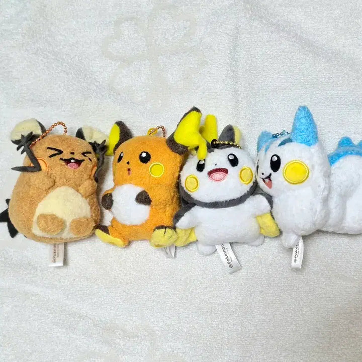 [BUNJANG] Pokemon Metamon Playground Chalsak Mascot Gacha Bundle Set / (일괄) 포켓몬 메타몽 놀이터 찰싹 마스코트 가챠