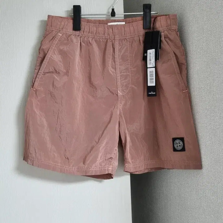 [BUNJANG] Stone Island Nylon Metal Shorts / 스톤아일랜드 나일론메탈 쇼츠 반바지