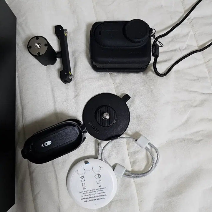 [BUNJANG] Insta360 GO 3S 128GB Midnight Black / 인스타360 GO 3S 128GB 미드나잇 블랙